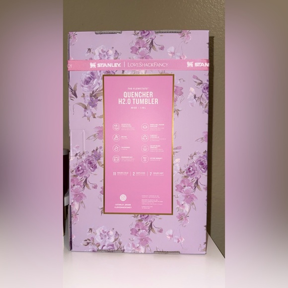 *SOLD* Stanley x LoveShackFancy 40oz Happy Thoughts - Picture 8 of 8